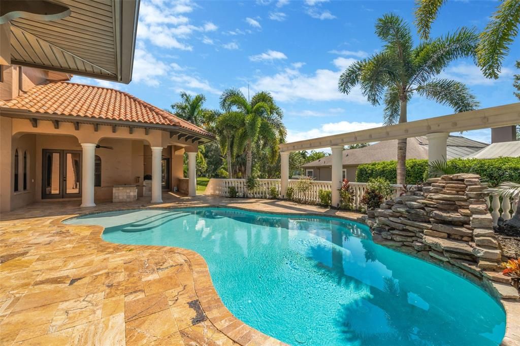 待售: $1,895,000 (4 贝兹, 4 浴室, 5581 平方英尺)