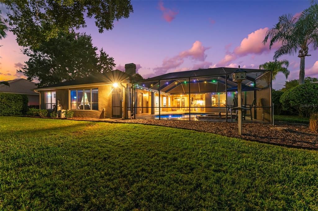 For Sale: $935,000 (4 beds, 3 baths, 3315 Square Feet)