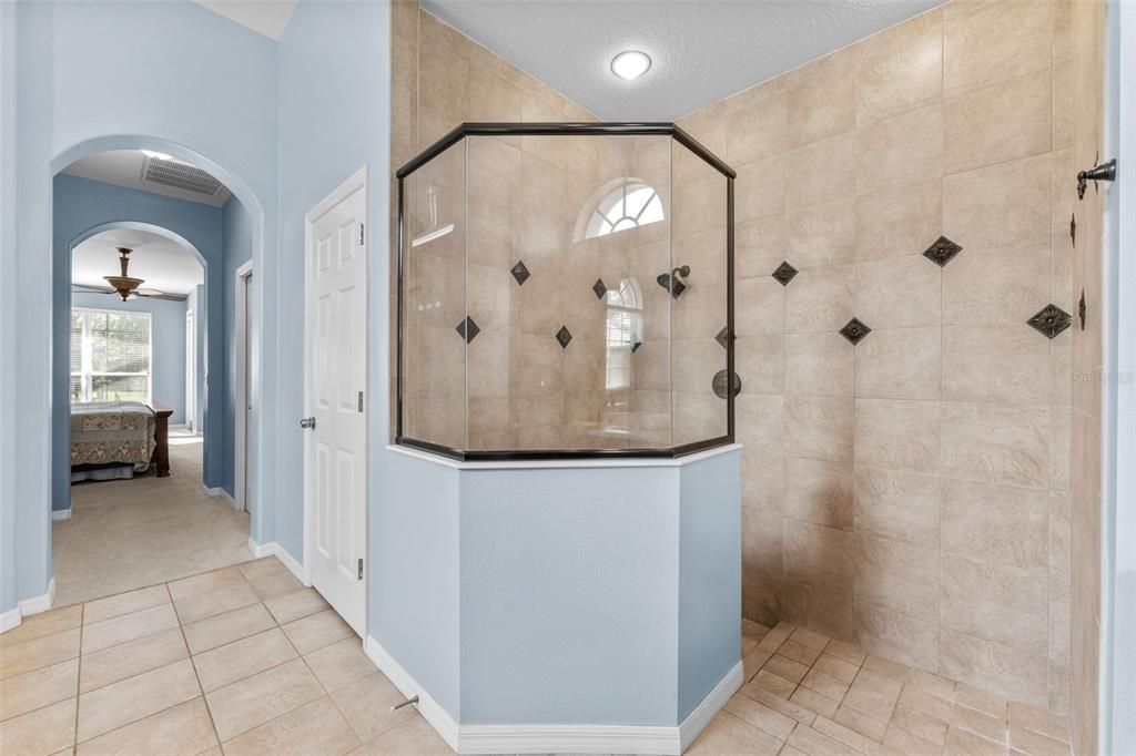 For Sale: $935,000 (4 beds, 3 baths, 3315 Square Feet)