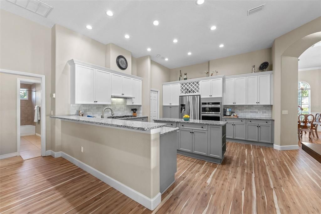 For Sale: $935,000 (4 beds, 3 baths, 3315 Square Feet)