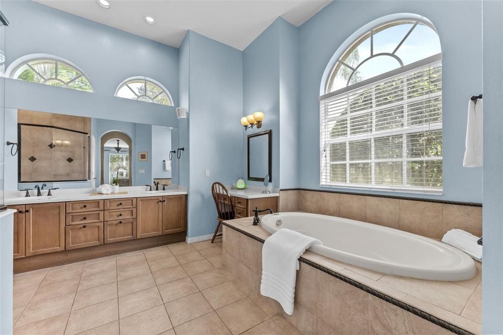 For Sale: $935,000 (4 beds, 3 baths, 3315 Square Feet)