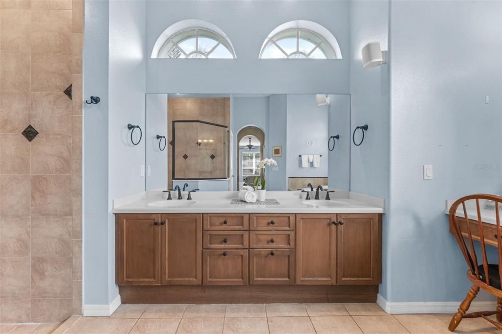 For Sale: $935,000 (4 beds, 3 baths, 3315 Square Feet)