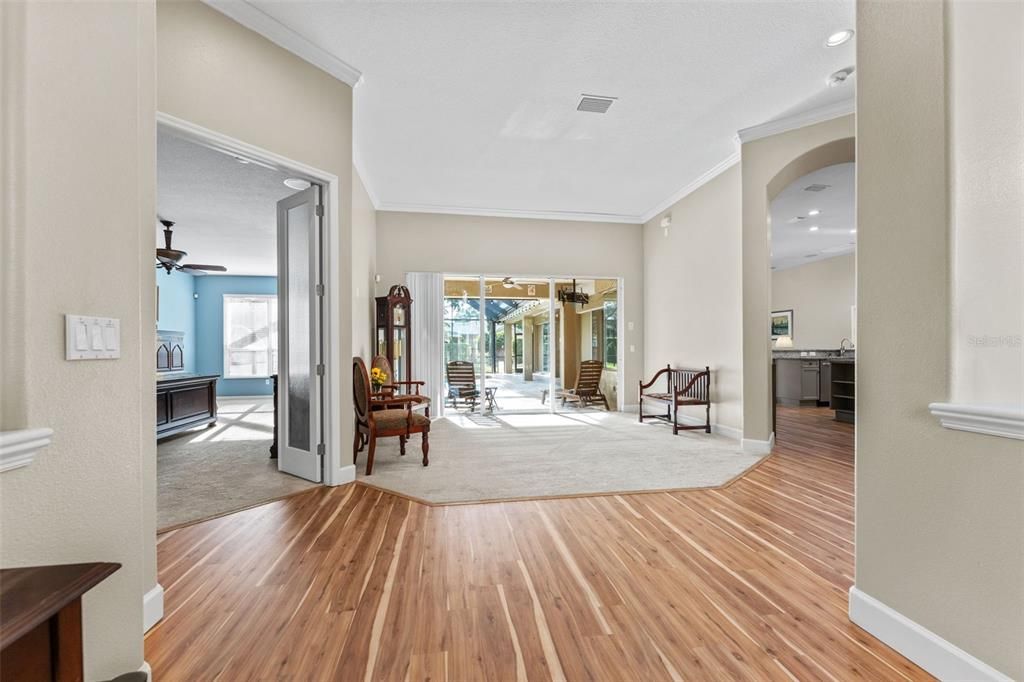 For Sale: $935,000 (4 beds, 3 baths, 3315 Square Feet)