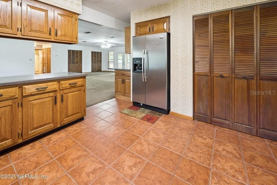 Active With Contract: $525,000 (3 beds, 2 baths, 2167 Square Feet)