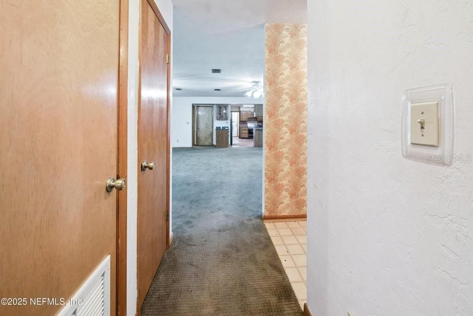 Active With Contract: $525,000 (3 beds, 2 baths, 2167 Square Feet)