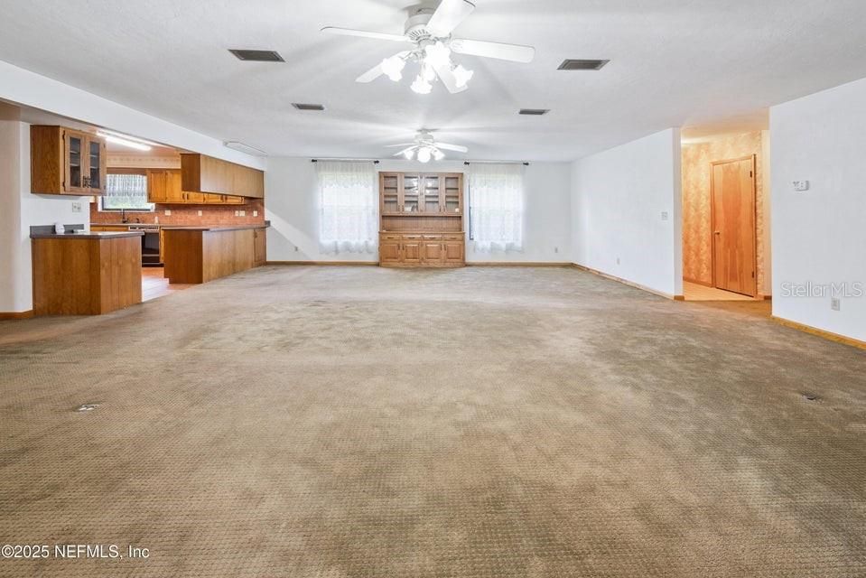 Active With Contract: $525,000 (3 beds, 2 baths, 2167 Square Feet)