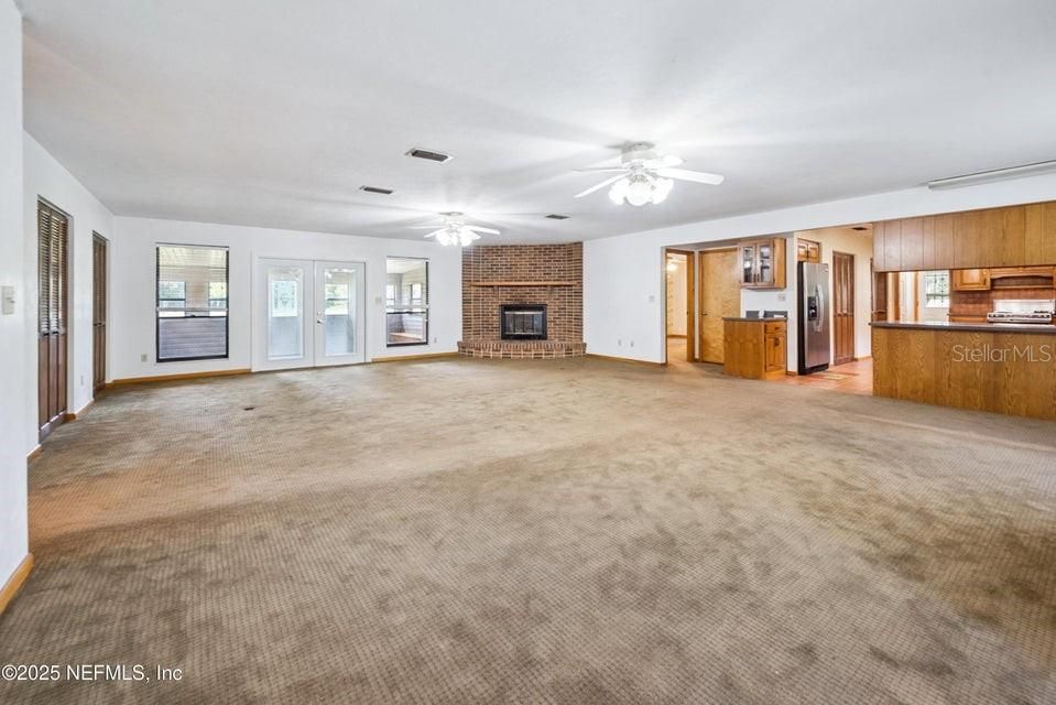 Active With Contract: $525,000 (3 beds, 2 baths, 2167 Square Feet)