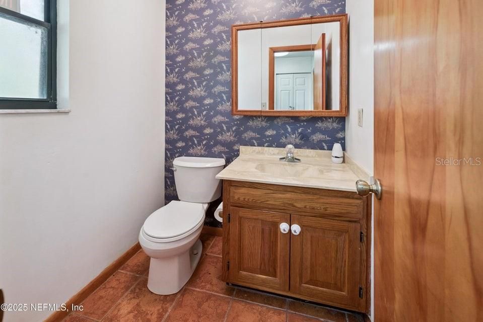 Active With Contract: $525,000 (3 beds, 2 baths, 2167 Square Feet)