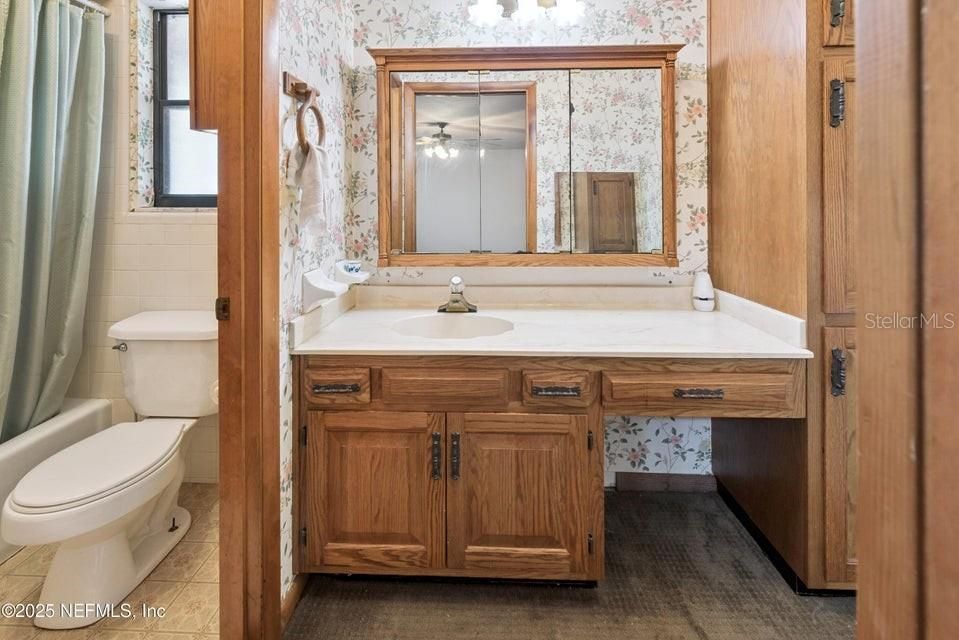 Active With Contract: $525,000 (3 beds, 2 baths, 2167 Square Feet)