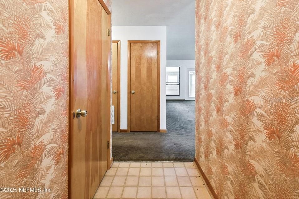 Active With Contract: $525,000 (3 beds, 2 baths, 2167 Square Feet)