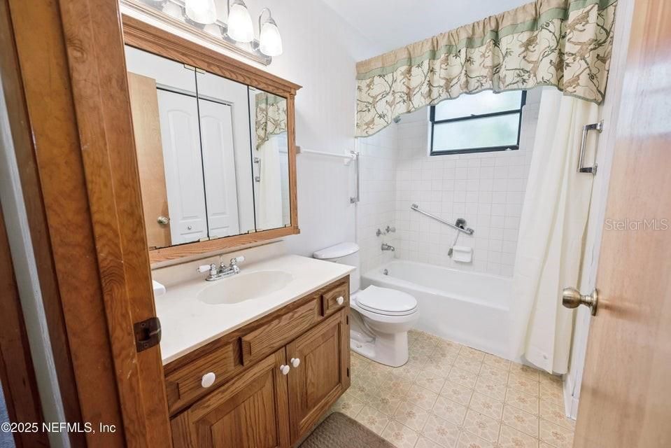 Active With Contract: $525,000 (3 beds, 2 baths, 2167 Square Feet)