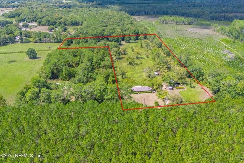 Active With Contract: $525,000 (3 beds, 2 baths, 2167 Square Feet)