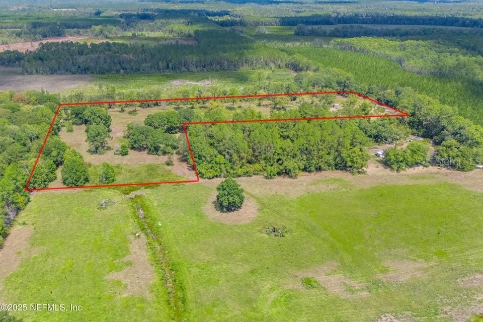 Active With Contract: $525,000 (3 beds, 2 baths, 2167 Square Feet)