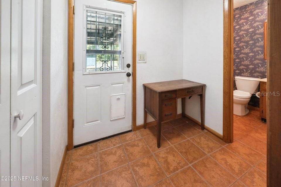 Active With Contract: $525,000 (3 beds, 2 baths, 2167 Square Feet)