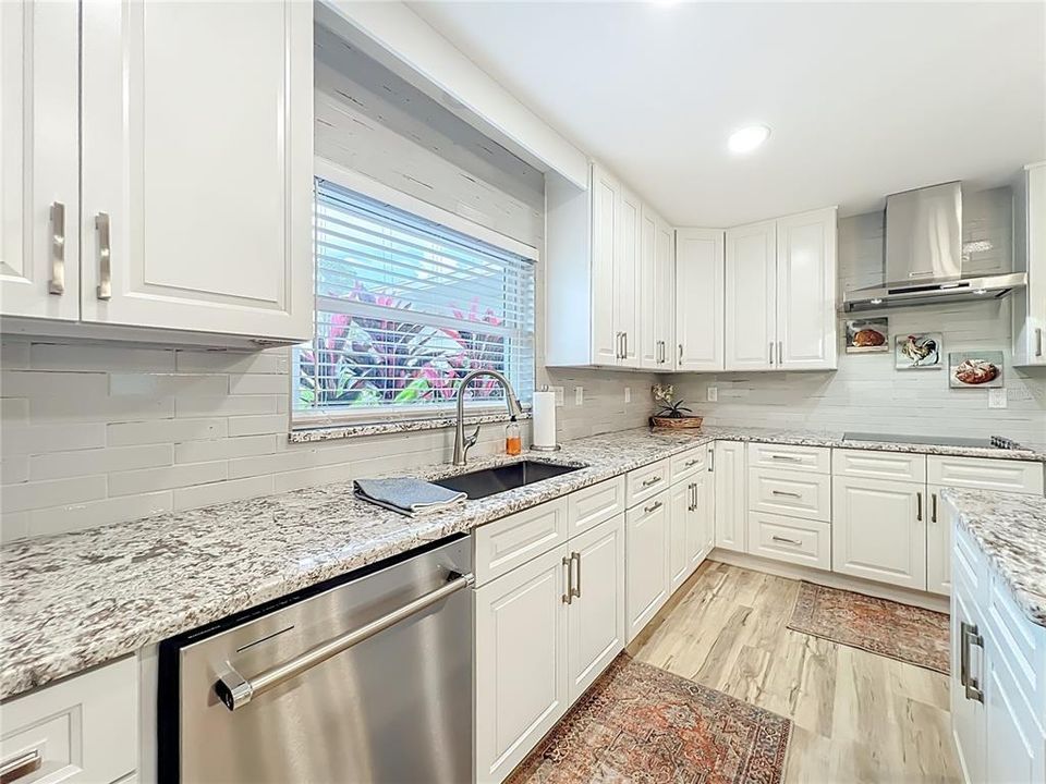 待售: $895,000 (4 贝兹, 3 浴室, 2902 平方英尺)