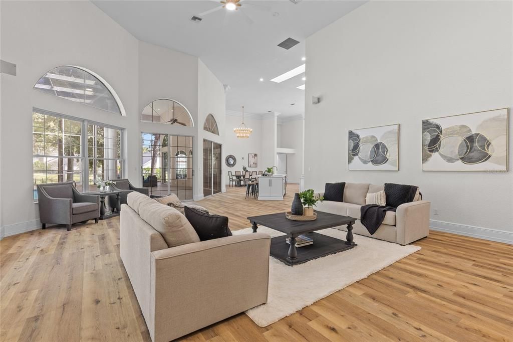 待售: $1,199,000 (5 贝兹, 4 浴室, 4427 平方英尺)