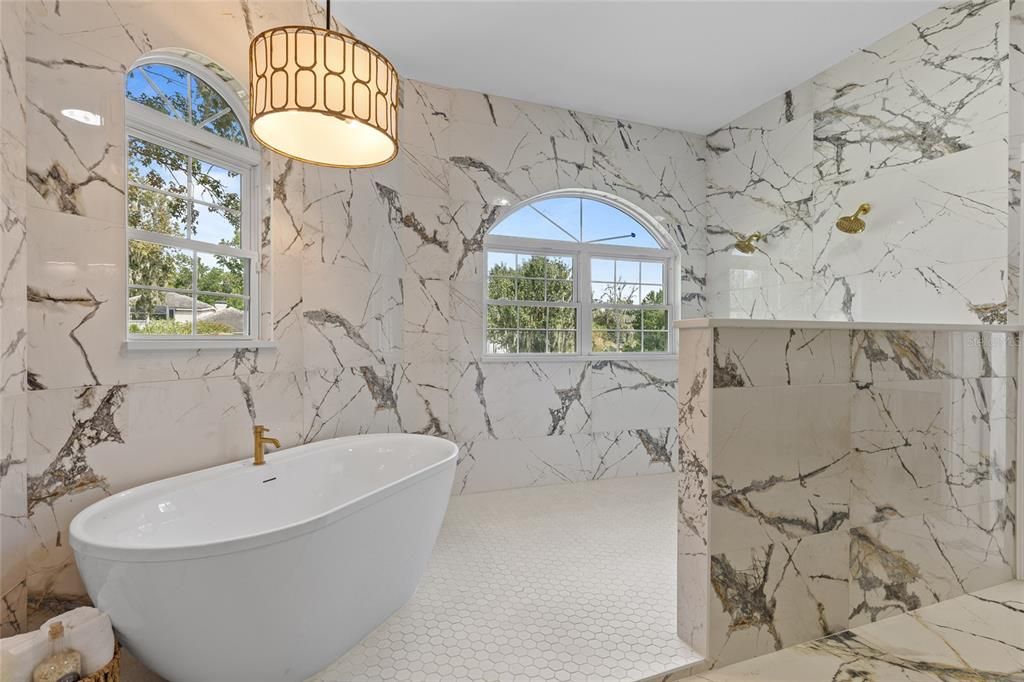 待售: $1,199,000 (5 贝兹, 4 浴室, 4427 平方英尺)