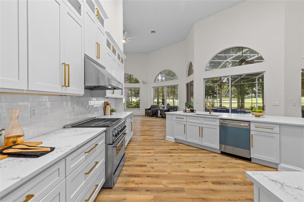 待售: $1,199,000 (5 贝兹, 4 浴室, 4427 平方英尺)