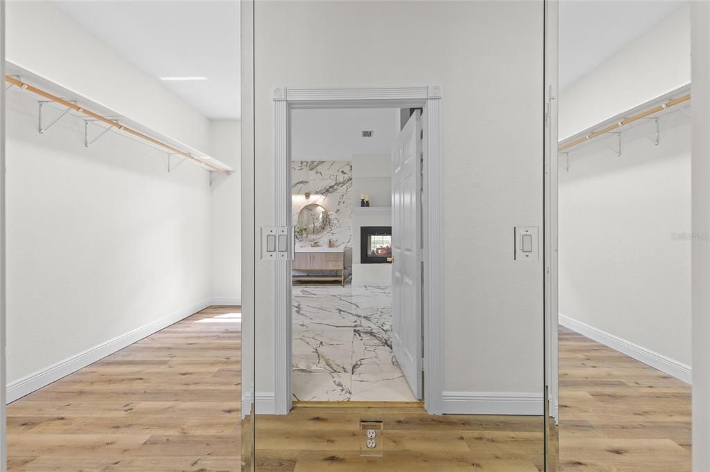 待售: $1,199,000 (5 贝兹, 4 浴室, 4427 平方英尺)