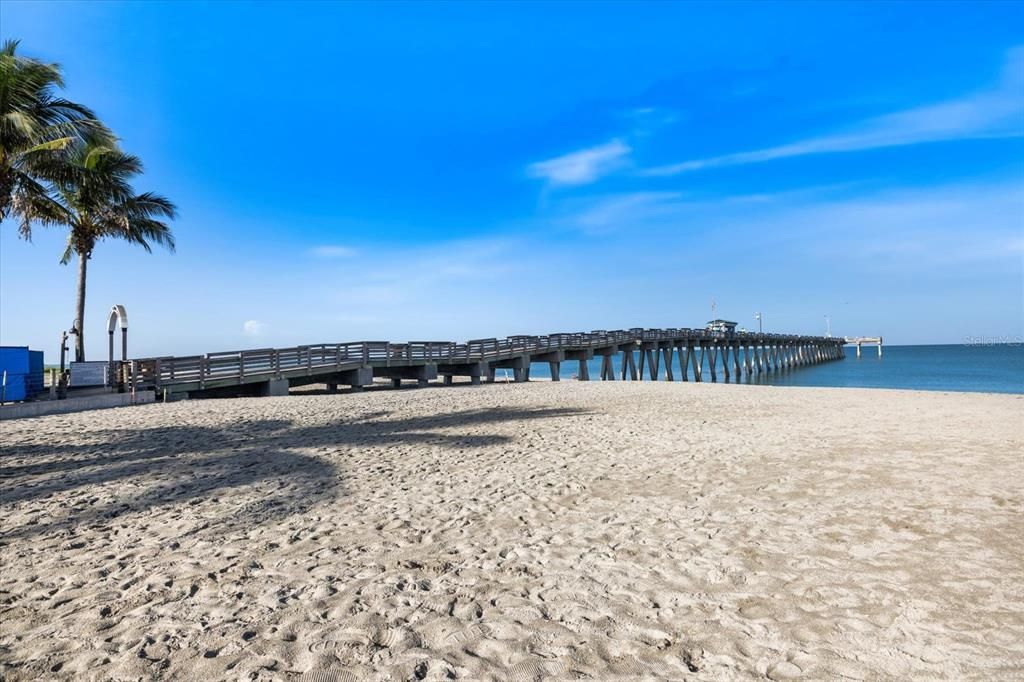 待售: $199,000 (2 贝兹, 2 浴室, 1092 平方英尺)