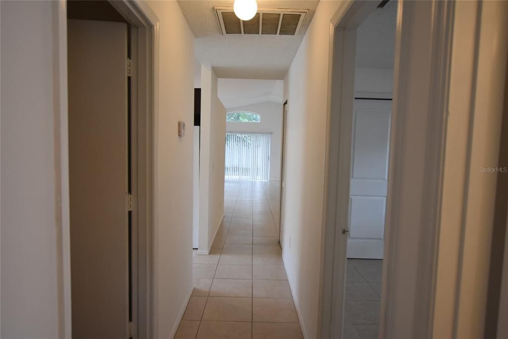 出租: $2,100 (3 贝兹, 2 浴室, 1392 平方英尺)