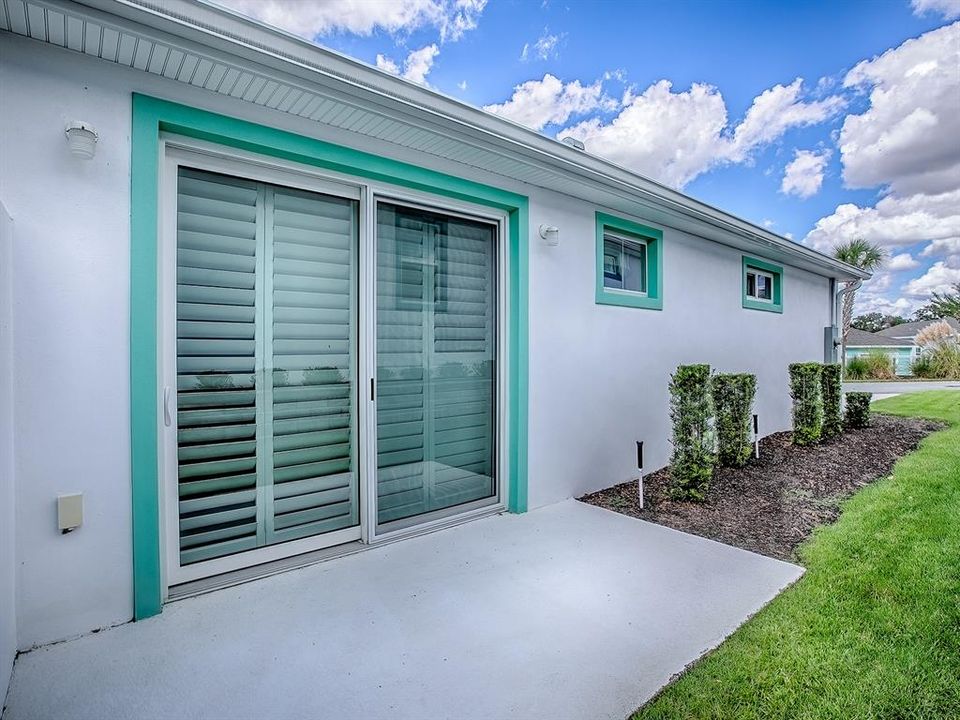 合同活跃: $340,000 (3 贝兹, 2 浴室, 1616 平方英尺)