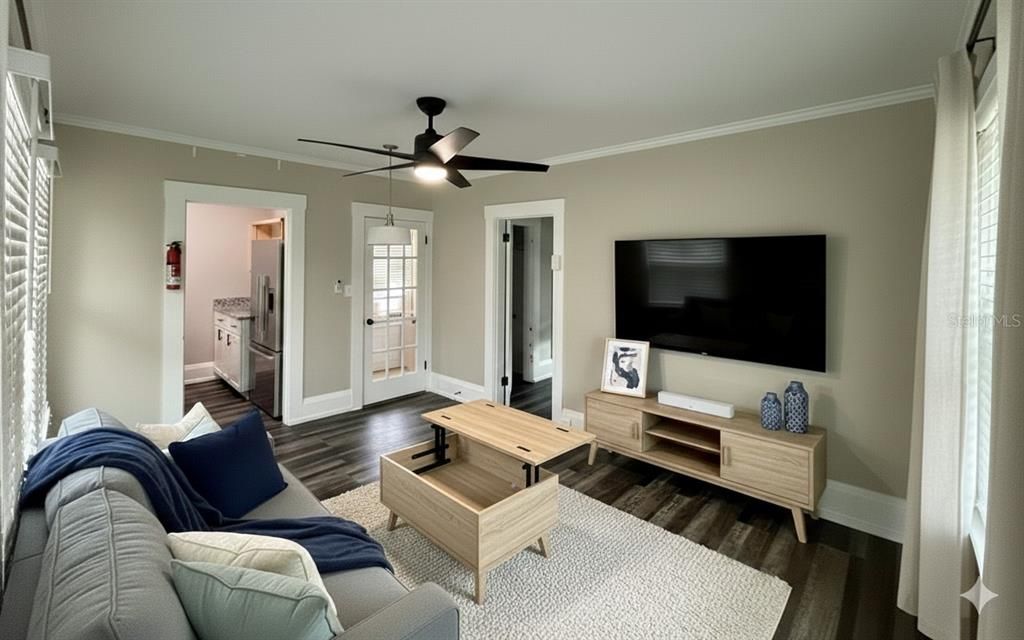 出租: $1,150 (1 贝兹, 1 浴室, 520 平方英尺)