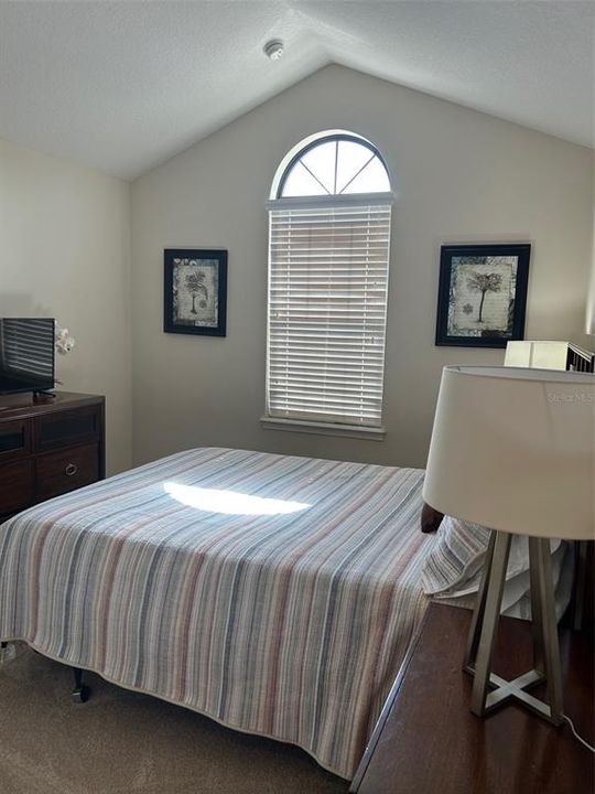 На продажу: $272,500 (3 спален, 2 ванн, 1632 Квадратных фут)