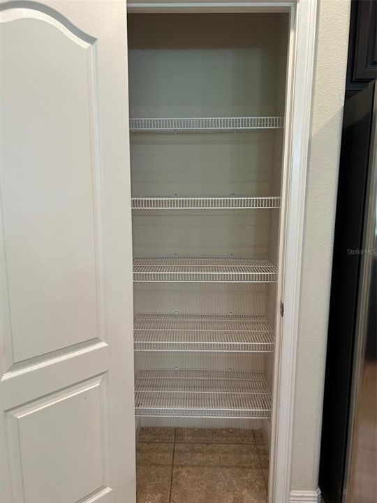 На продажу: $272,500 (3 спален, 2 ванн, 1632 Квадратных фут)