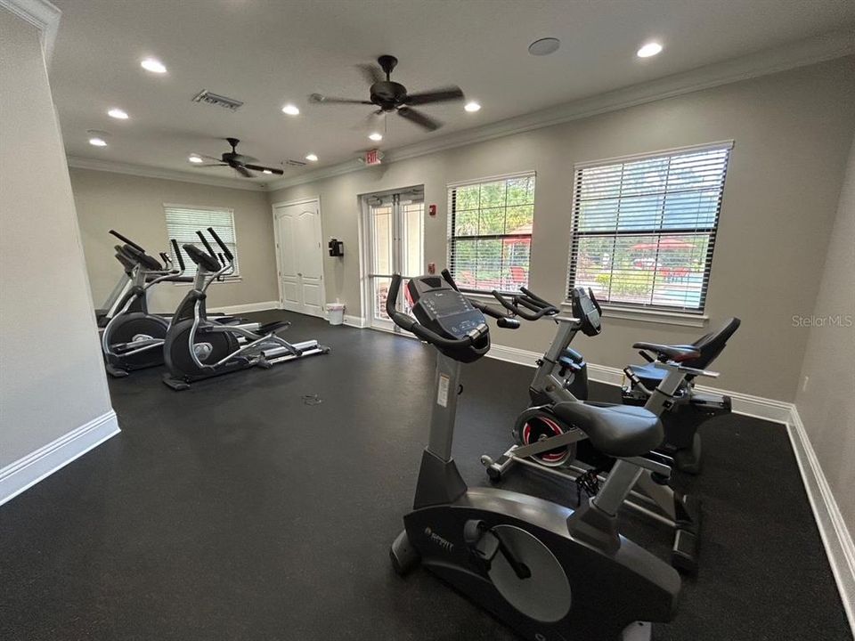 На продажу: $272,500 (3 спален, 2 ванн, 1632 Квадратных фут)