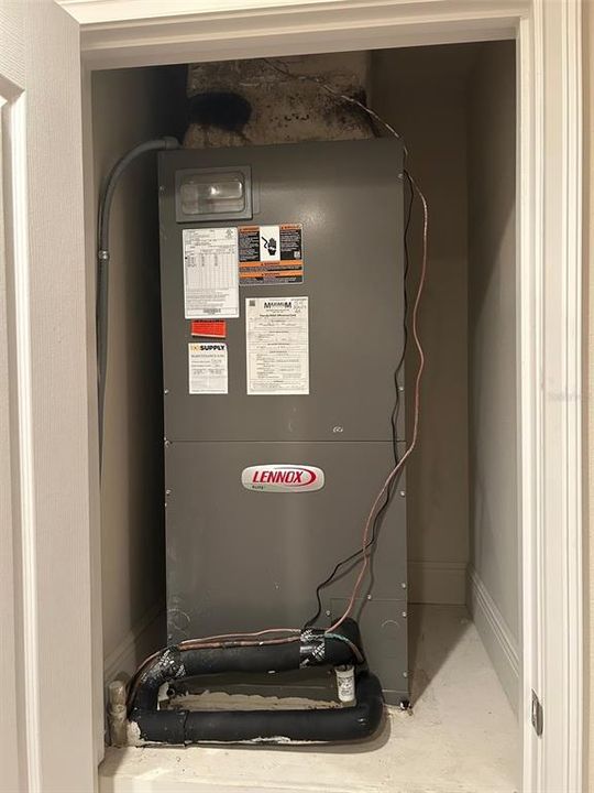 На продажу: $272,500 (3 спален, 2 ванн, 1632 Квадратных фут)