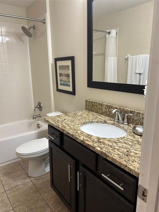 На продажу: $272,500 (3 спален, 2 ванн, 1632 Квадратных фут)