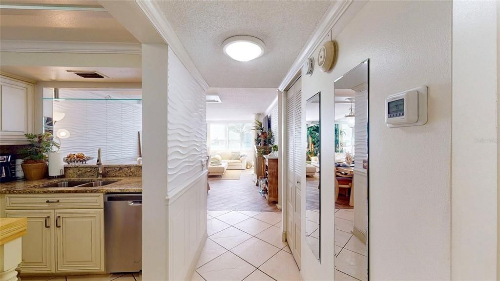 出租: $2,250 (1 贝兹, 1 浴室, 780 平方英尺)