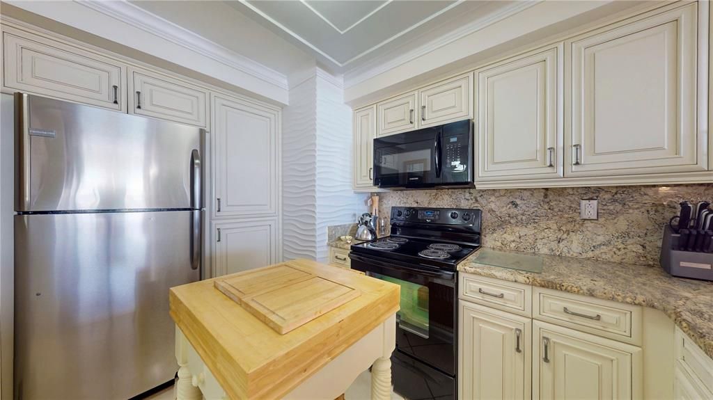 出租: $2,250 (1 贝兹, 1 浴室, 780 平方英尺)