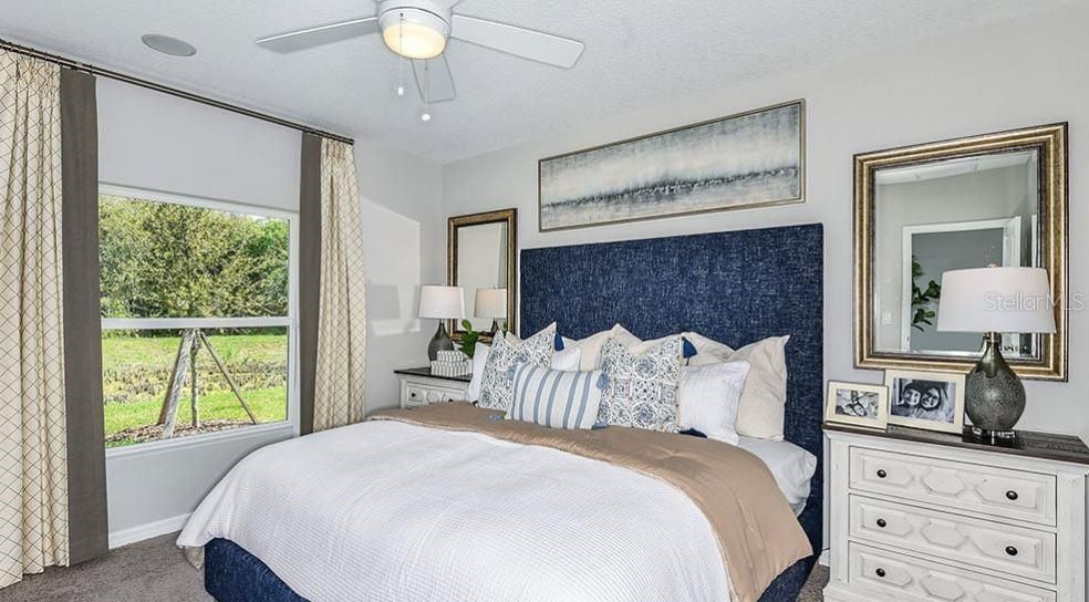 Active With Contract: $314,999 (3 beds, 2 baths, 1455 Square Feet)