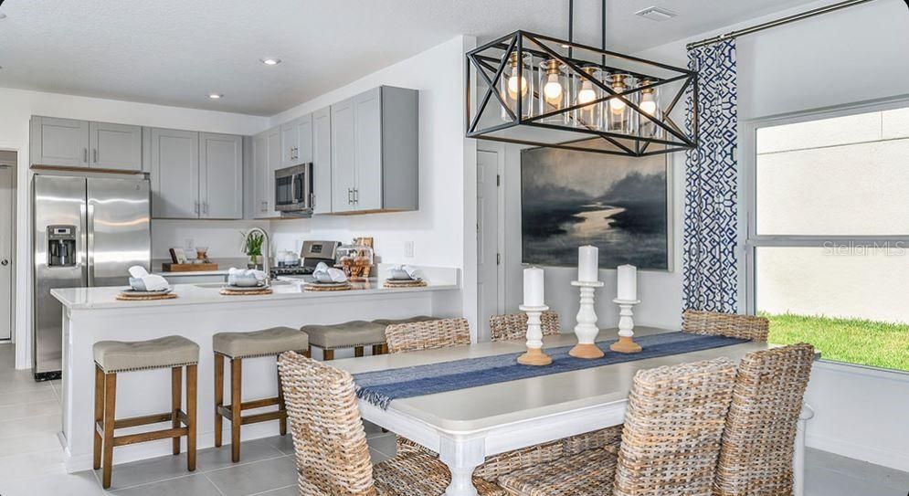 Active With Contract: $314,999 (3 beds, 2 baths, 1455 Square Feet)