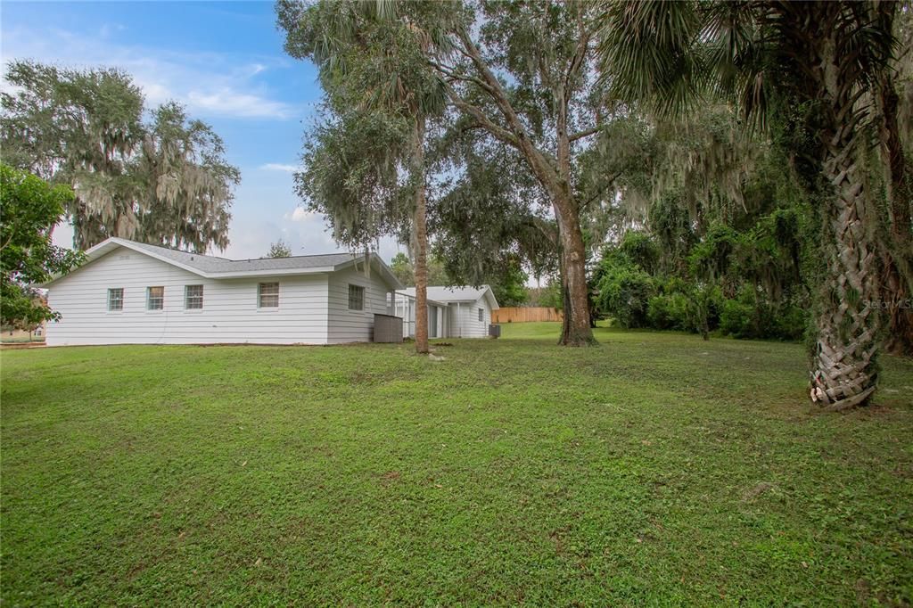 En Venta: $429,900 (3 camas, 2 baños, 1956 Pies cuadrados)