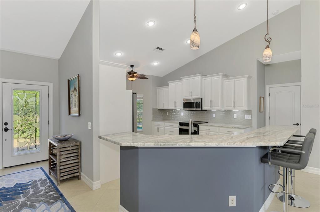 Activo con contrato: $610,000 (3 camas, 2 baños, 1926 Pies cuadrados)