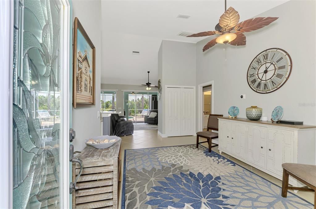 Activo con contrato: $610,000 (3 camas, 2 baños, 1926 Pies cuadrados)