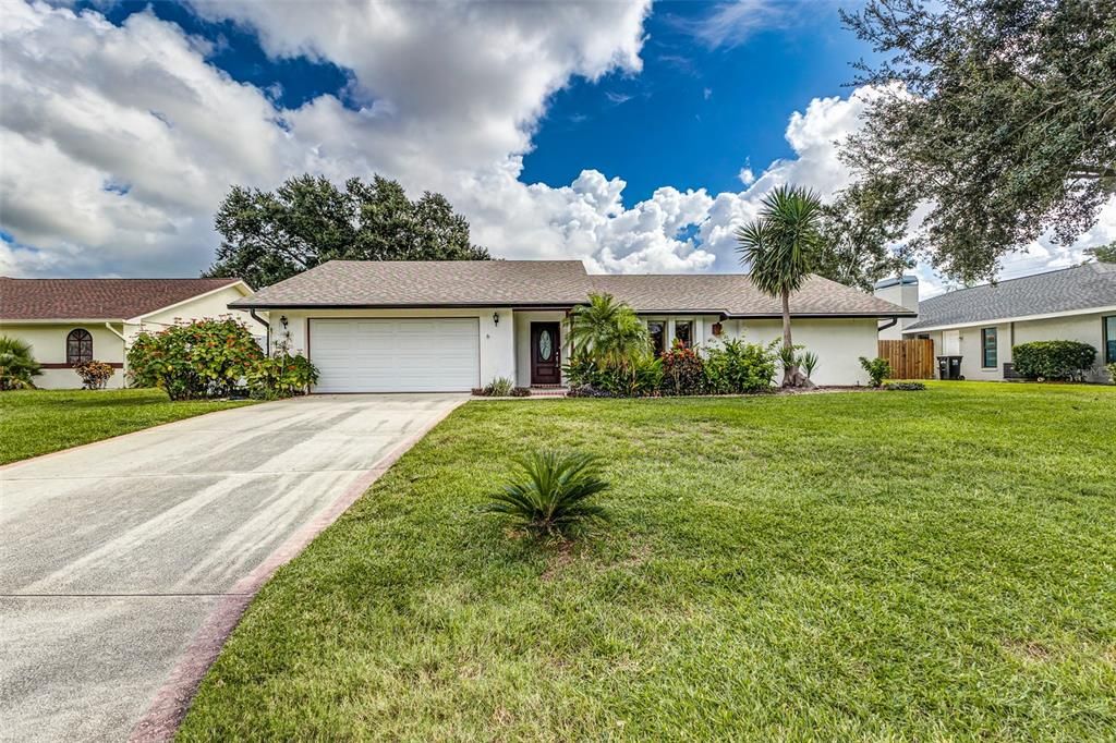 合同活跃: $340,000 (3 贝兹, 2 浴室, 1951 平方英尺)