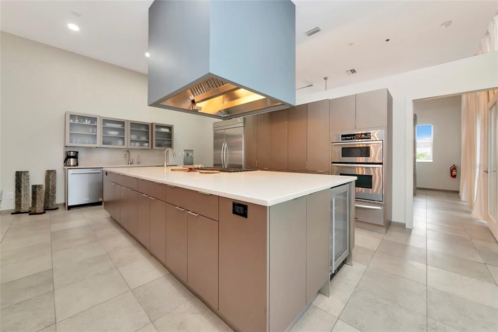 En Venta: $3,800,000 (0 camas, 0 baños, 8165 Pies cuadrados)