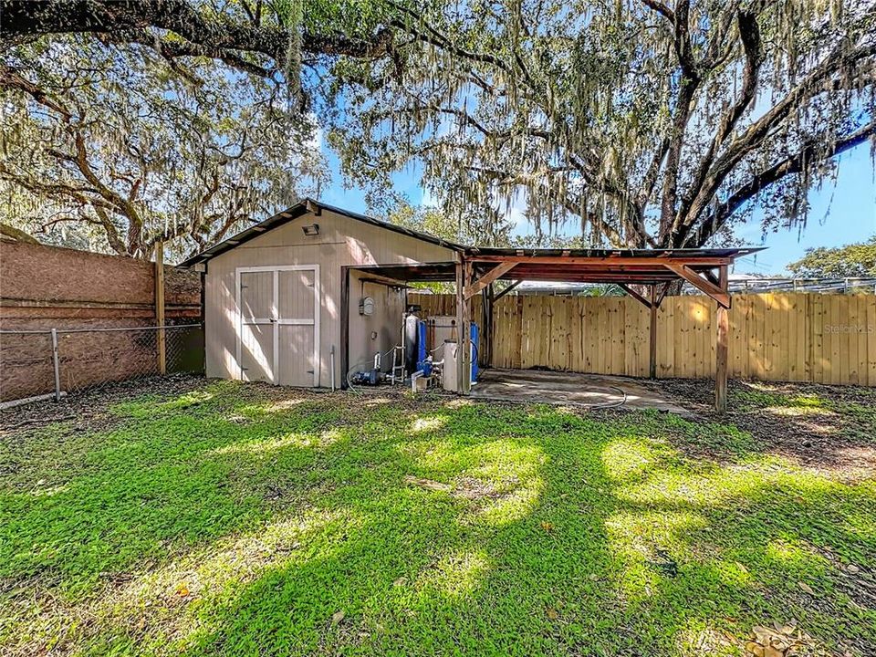 For Sale: $345,000 (3 beds, 2 baths, 1233 Square Feet)