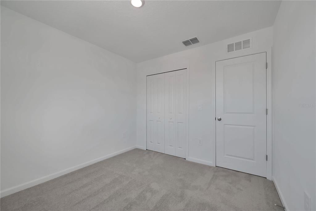 For Rent: $2,200 (4 beds, 2 baths, 1874 Square Feet)