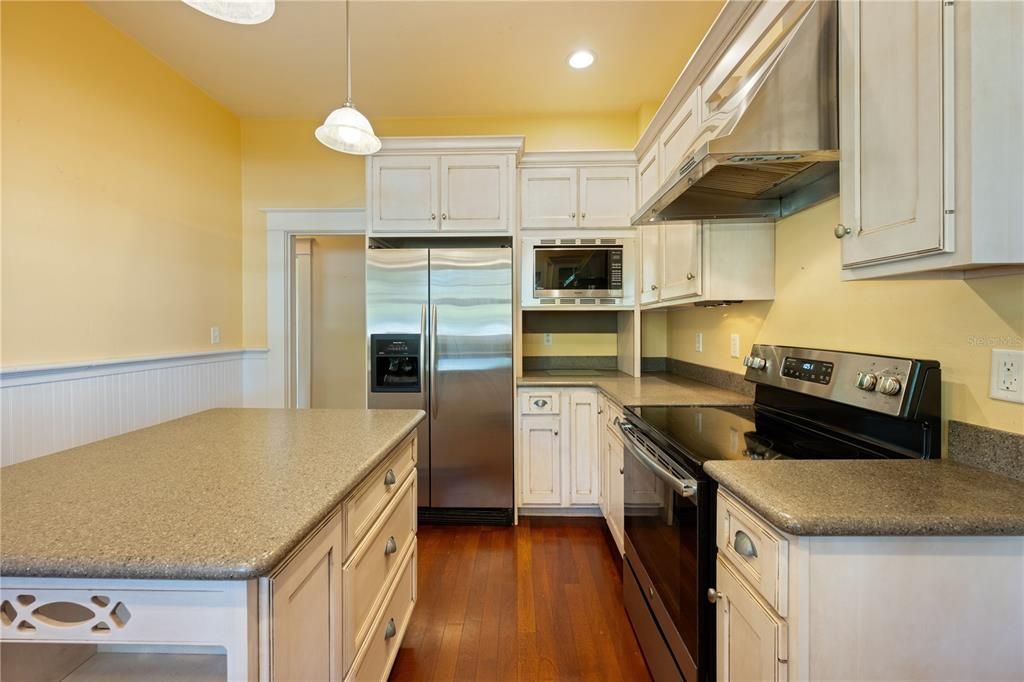 待售: $325,000 (3 贝兹, 2 浴室, 1815 平方英尺)