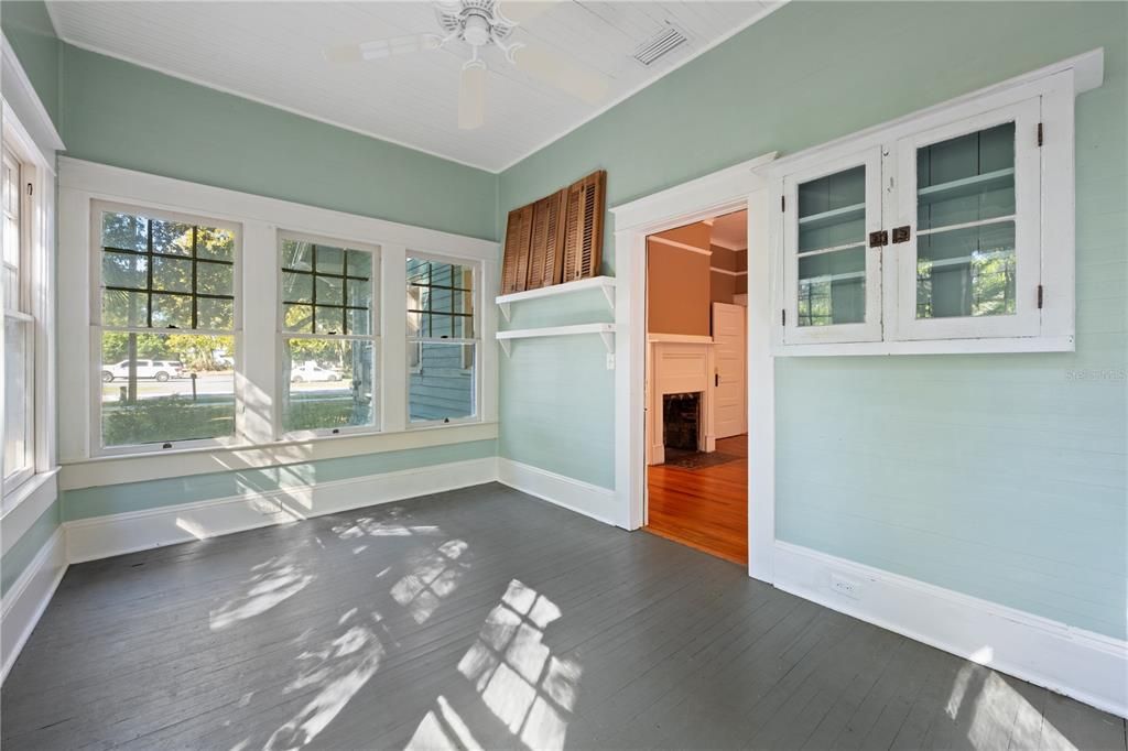 待售: $325,000 (3 贝兹, 2 浴室, 1815 平方英尺)