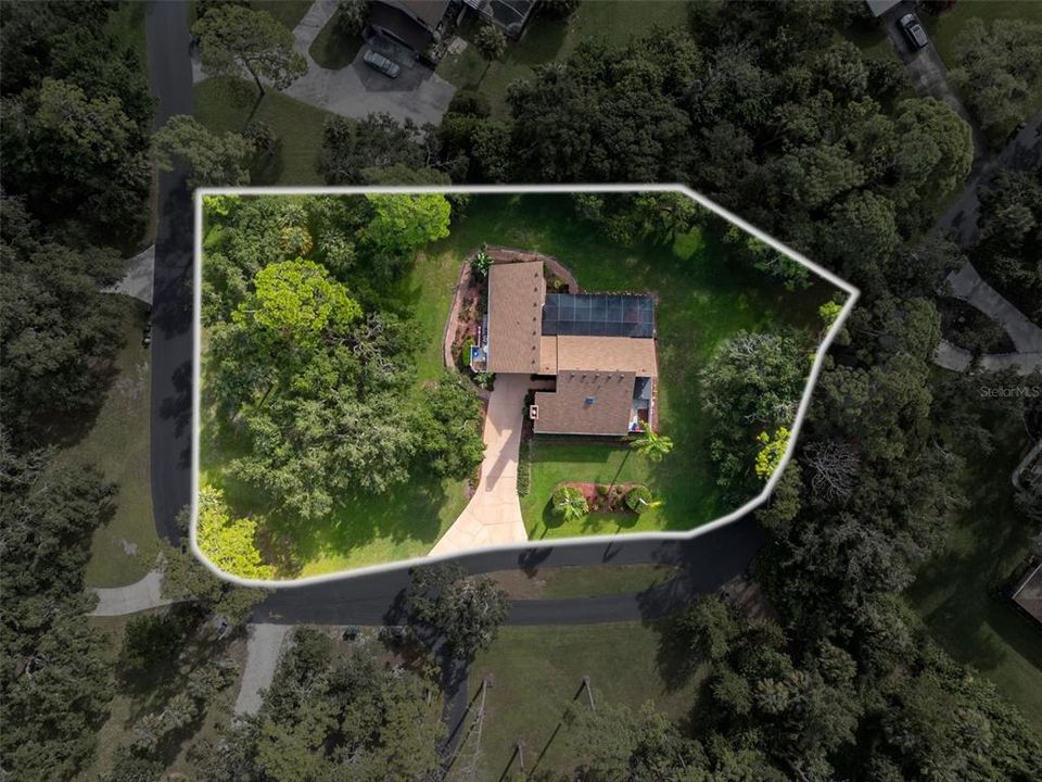 For Sale: $725,000 (5 beds, 4 baths, 2473 Square Feet)