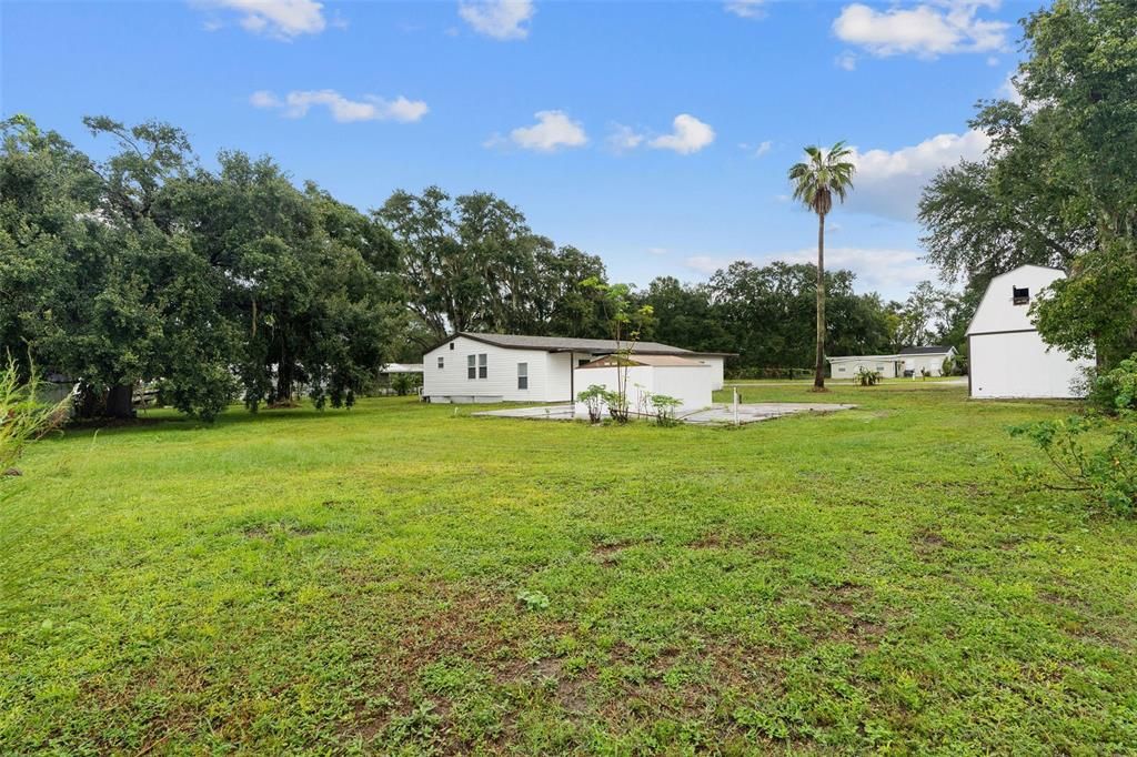 Под контрактом: $279,900 (4 спален, 2 ванн, 1440 Квадратных фут)