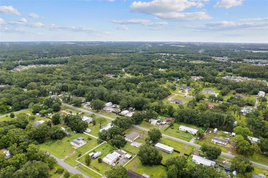 Под контрактом: $279,900 (4 спален, 2 ванн, 1440 Квадратных фут)