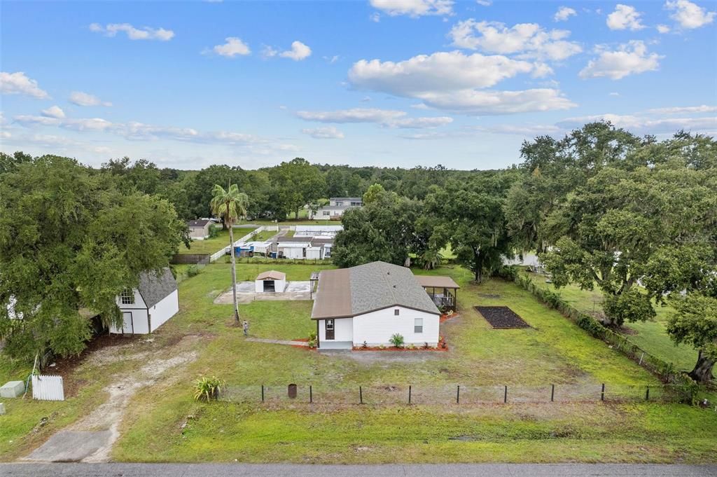 Под контрактом: $279,900 (4 спален, 2 ванн, 1440 Квадратных фут)