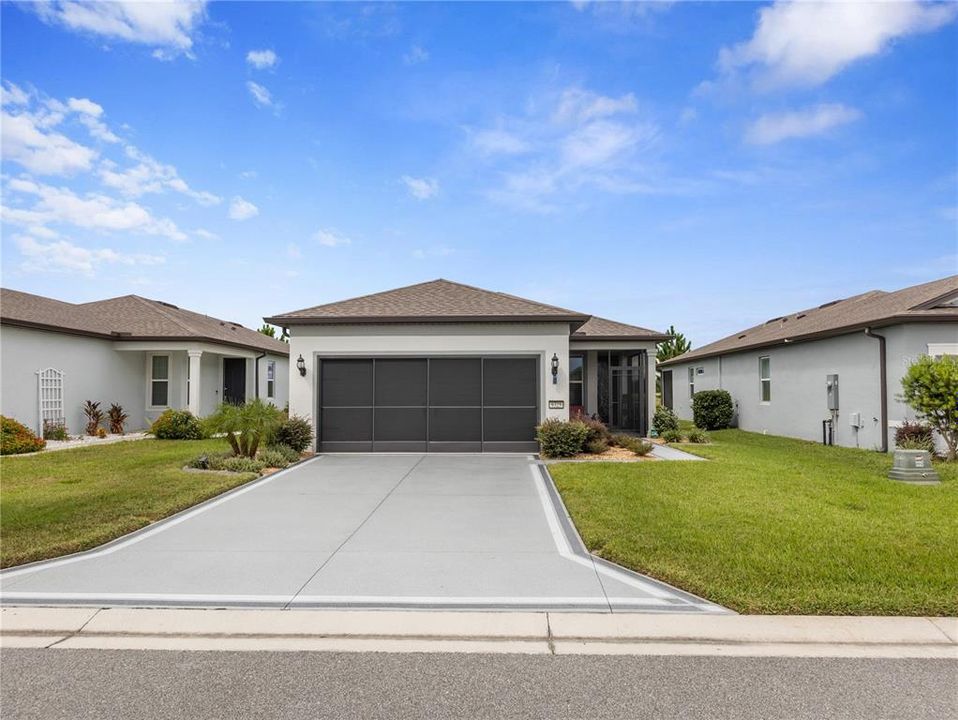 Под контрактом: $293,392 (2 спален, 2 ванн, 1432 Квадратных фут)